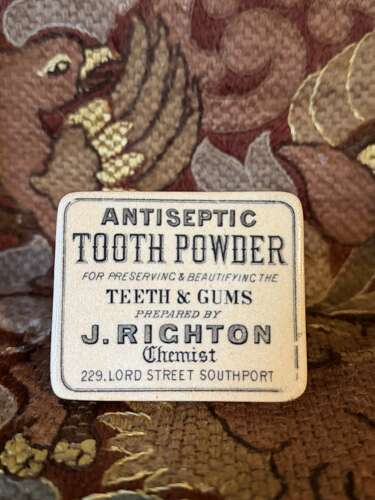 Antique Advertising J.Righton Chemist Southport Tooth Powder Pot Lid