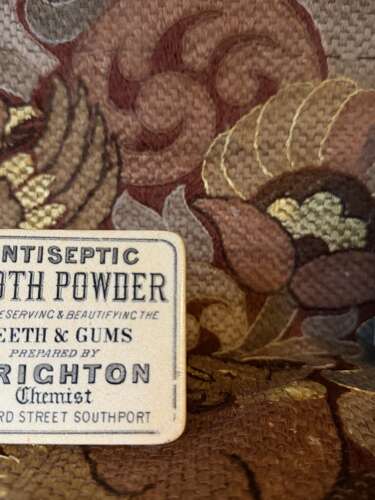 Antique Advertising J.Righton Chemist Southport Tooth Powder Pot Lid