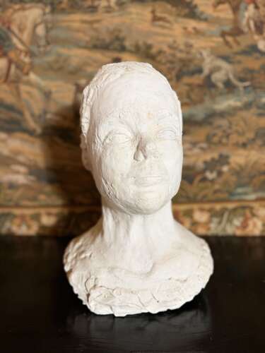 Contemporary Plaster Sculped Female Bust (unsigned)